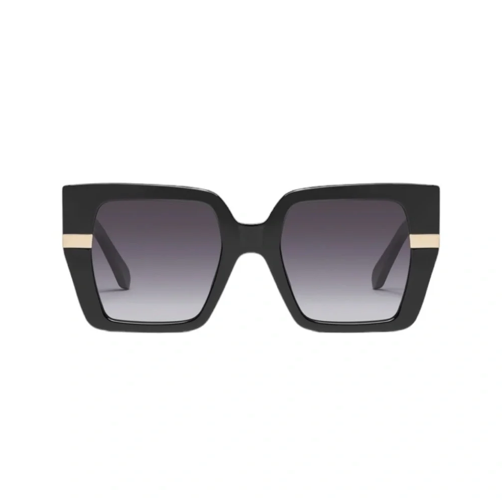 Quay Notorious Black Square Frame Sunglasses with Case